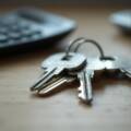Les frais d&rsquo;agence immobilière : qui doit payer, comment sont-ils calculés ?