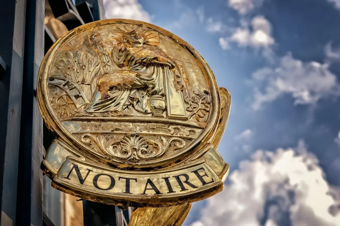 Comment trouver le notaire d'une personne décédée ?