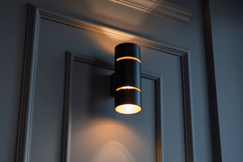 applique murale LED élégante