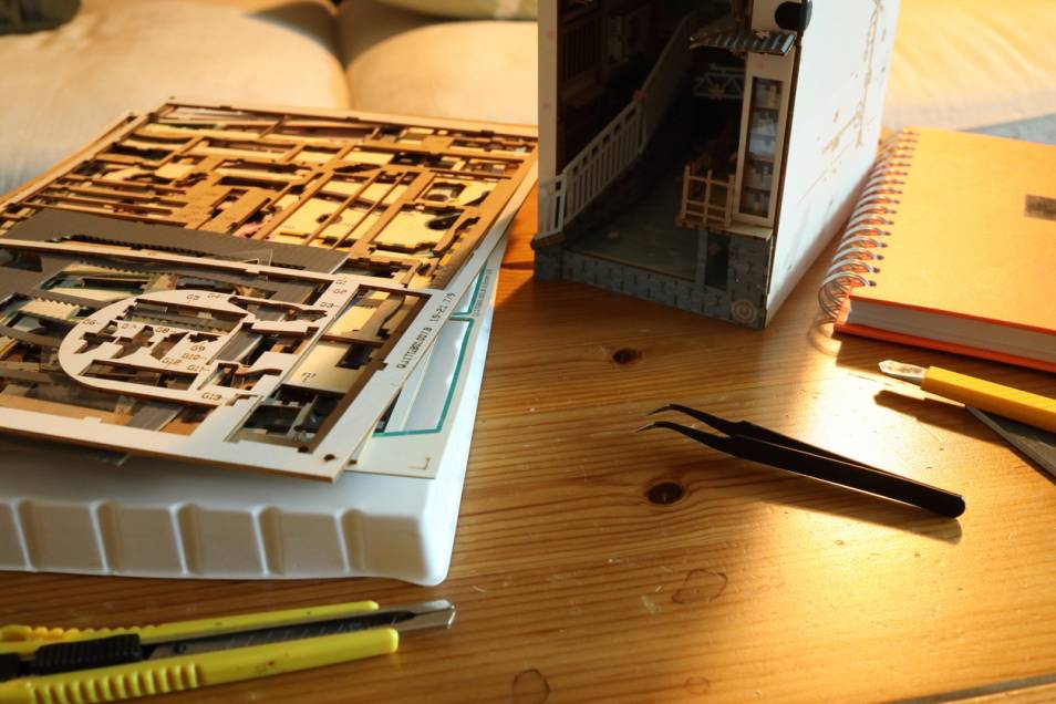 kit book nook art de la miniature à assembler soi-même